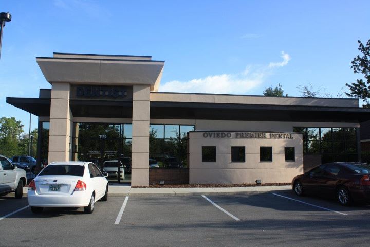 The outside view of the Oviedo Dental Building